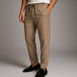 Calças de linho elegantes