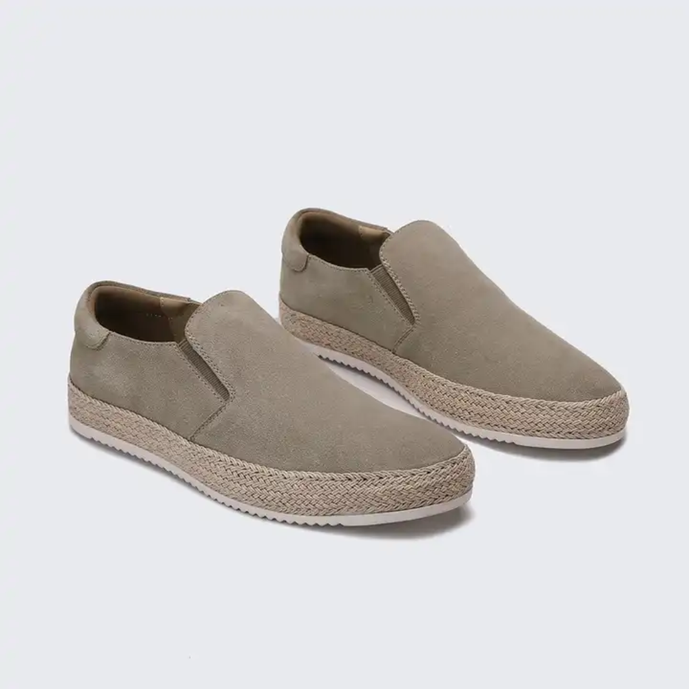 Mocassins de verão em camurça