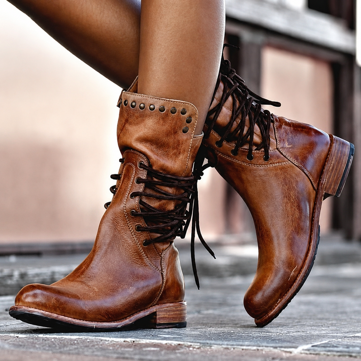 Eva|Botins Biker Cruzados com Forro em Pelo