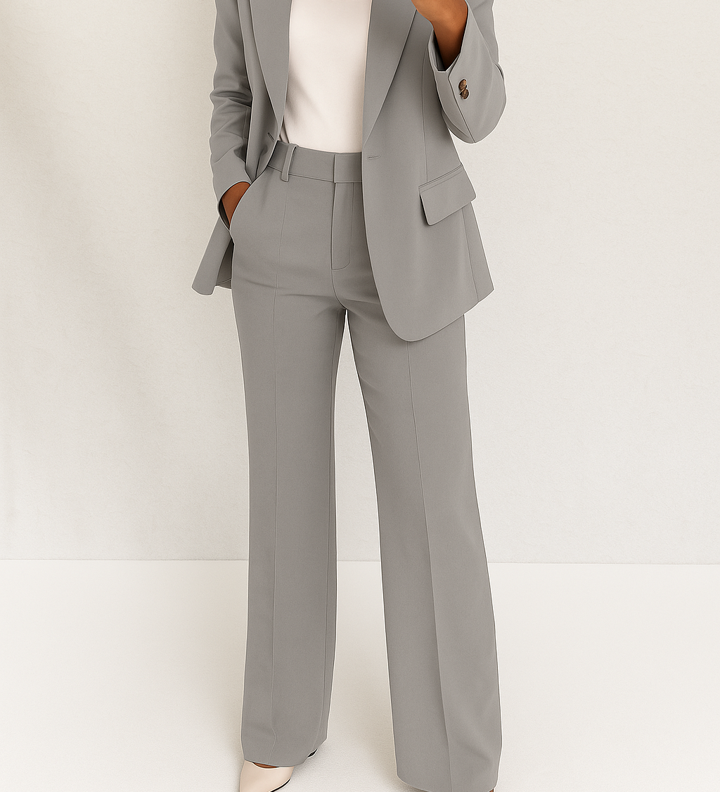 Moda Lusitana - Conjunto Elegante com Corte Moderno