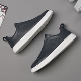 Sapatos de couro elegantes