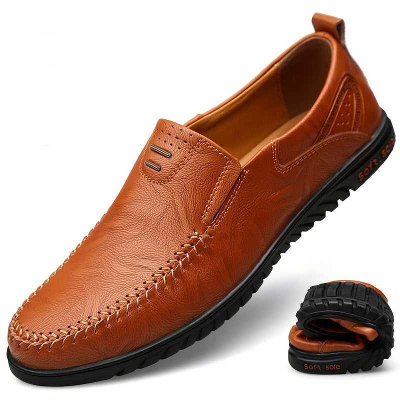 Mocassins elegantes em pele