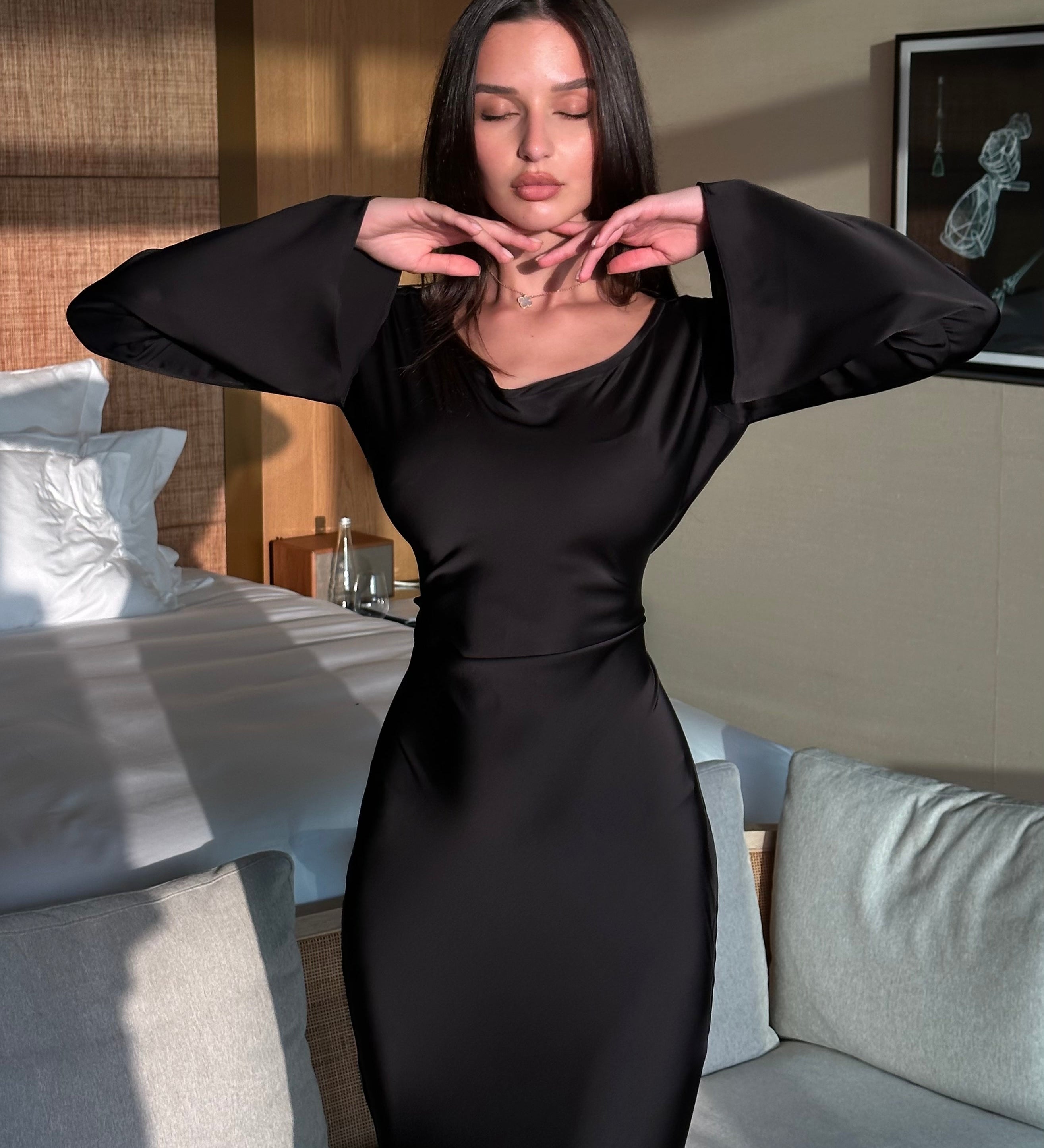 Moda Lusitana - Vestido Longo com Mangas