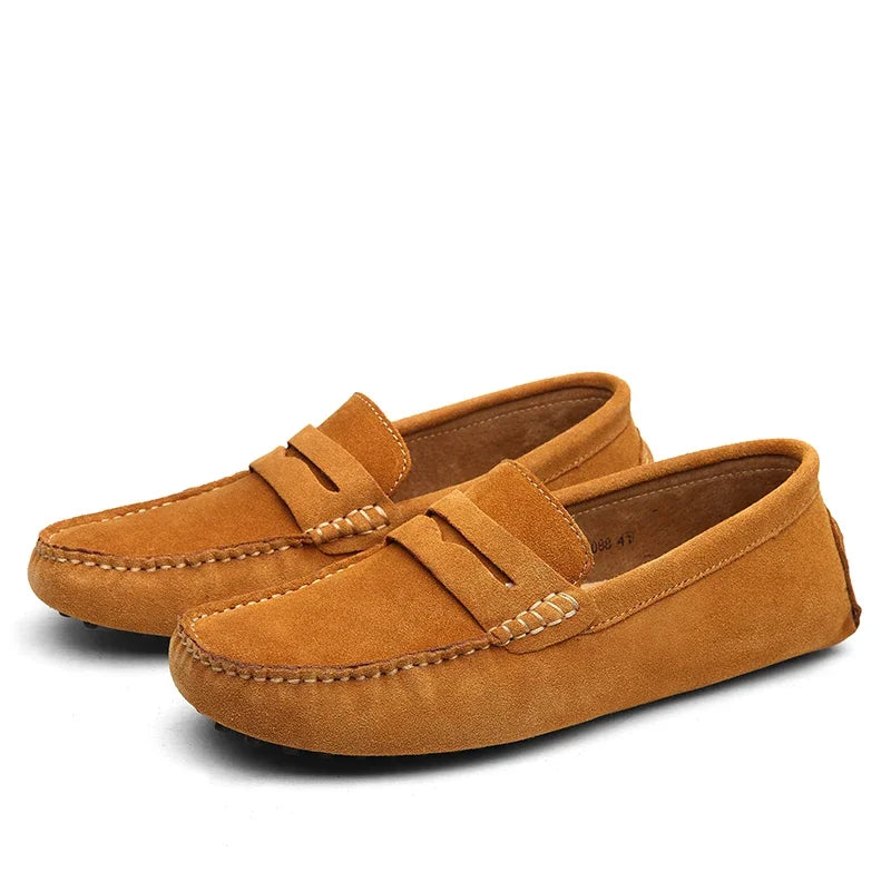 Mocassins casuais de camurça