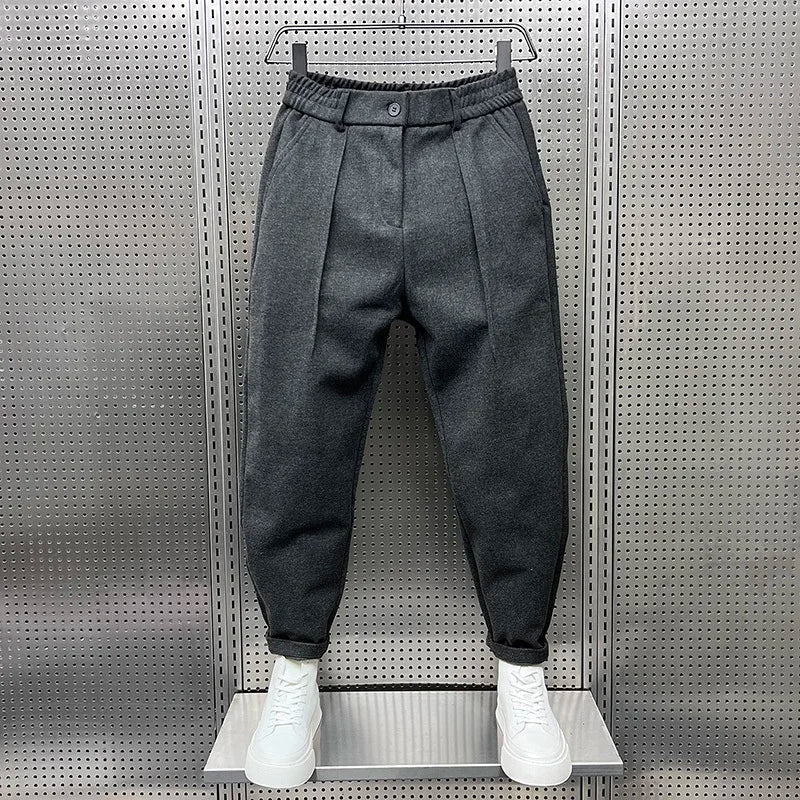 Calças elegantes para homem