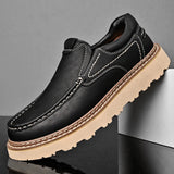 Sapatos de couro elegantes