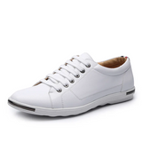 Sapatos de couro elegantes