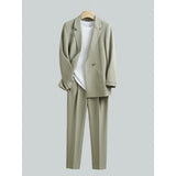 Conjunto elegante e solto para homem