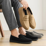 Mocassins elegantes e respiráveis