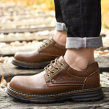 Sapatos Oxford de couro estilo britânico