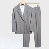 Conjunto elegante e solto para homem