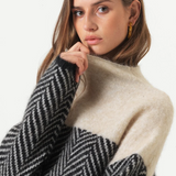 Leonor - Camisola de Gola Alta