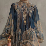 Mariana | Mini Vestido em Chiffon Azul-Marinho com Estampado Barroco Dourado
