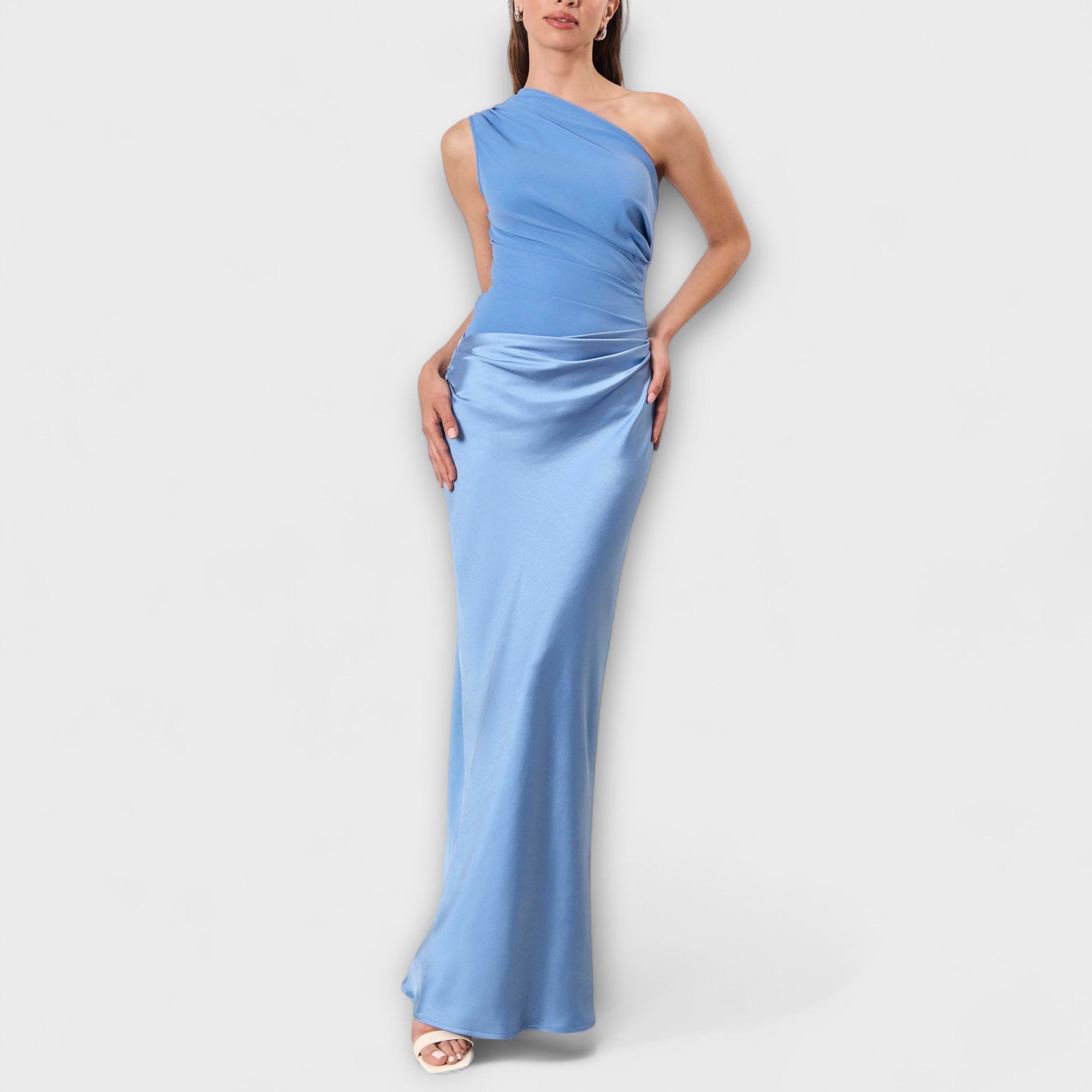 Amarílis - Vestido longo elegante com pregas de um ombro