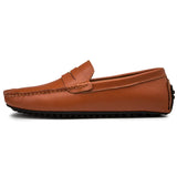 Mocassins casuais de verão em pele