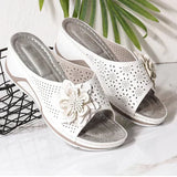 Moda Lusitana - Sandálias Conforto Flor Perfurada