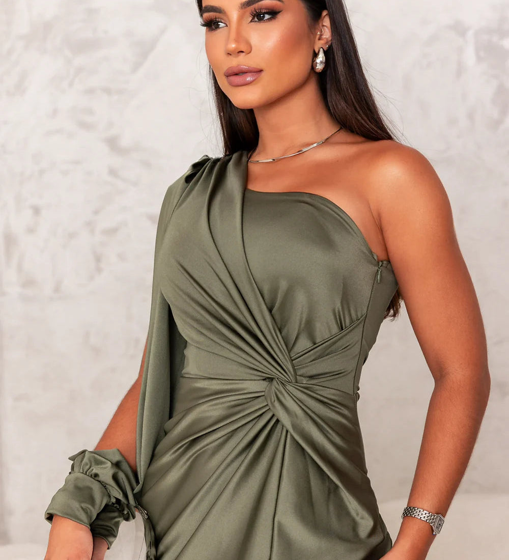 Moda Lusitana - Vestido Elegante de Cetim